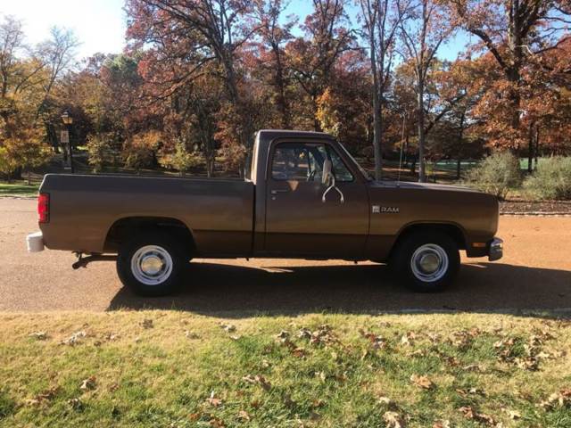 1987 Dodge Ram 1500 Base 2dr Standard Cab SB - photo 6