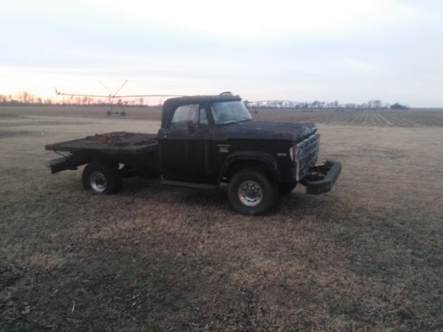 1970 Dodge Power Wagon