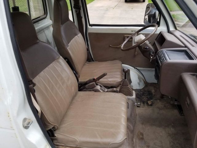 1992 Daihatsu Other Jumbo Cab 2WD - photo 4