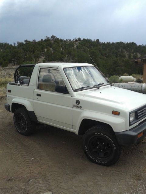 1992 Daihatsu Rocky - photo 2