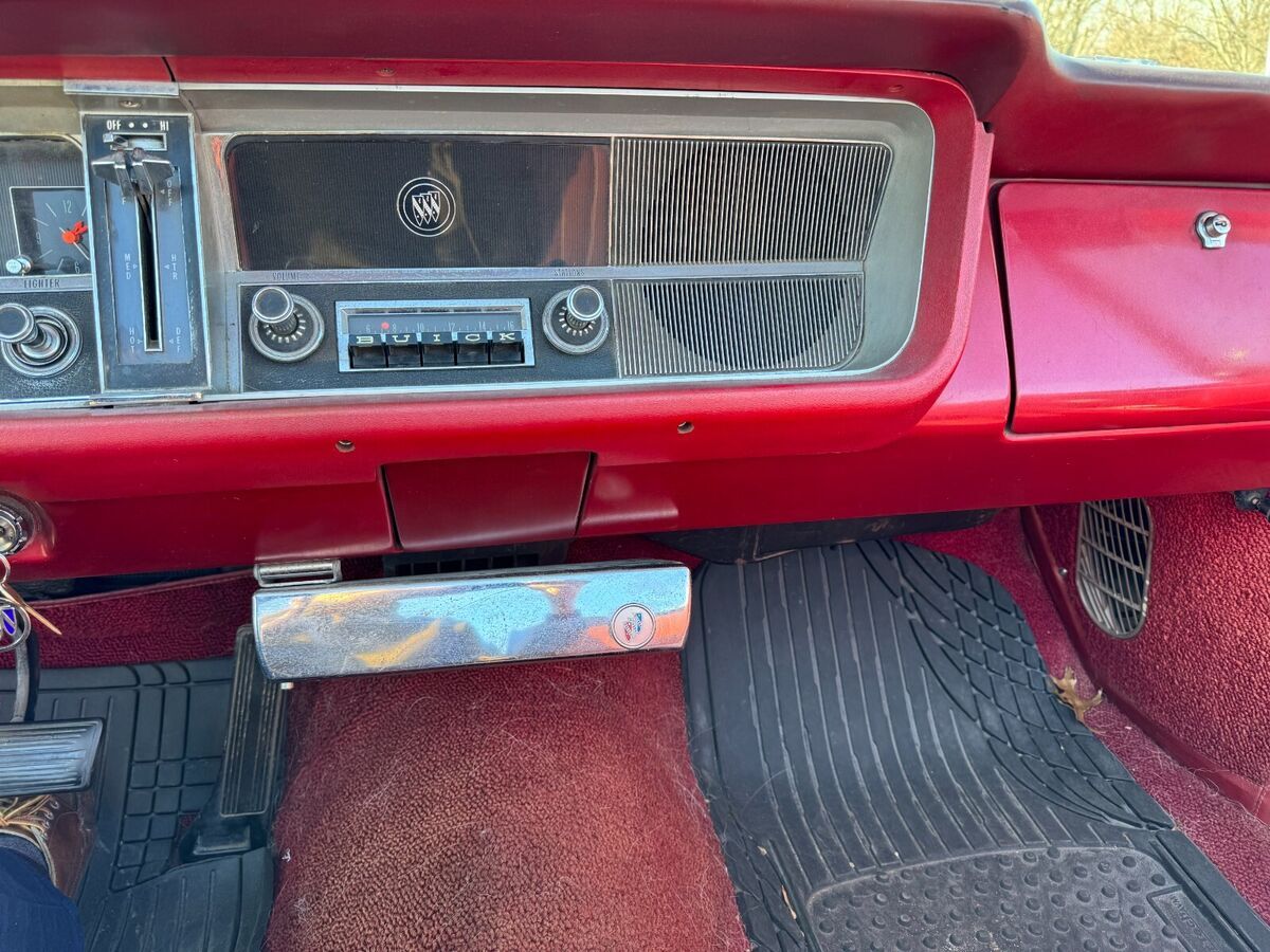 1965 Buick Special Convertible - photo 12