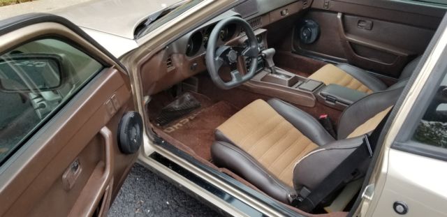 1985 Porsche 944 Base Coupe 2-Door - photo 8