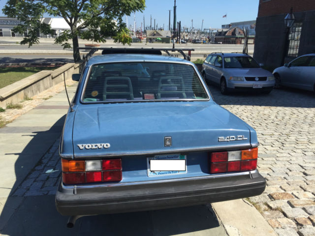 1989 Volvo 240 DL - photo 11