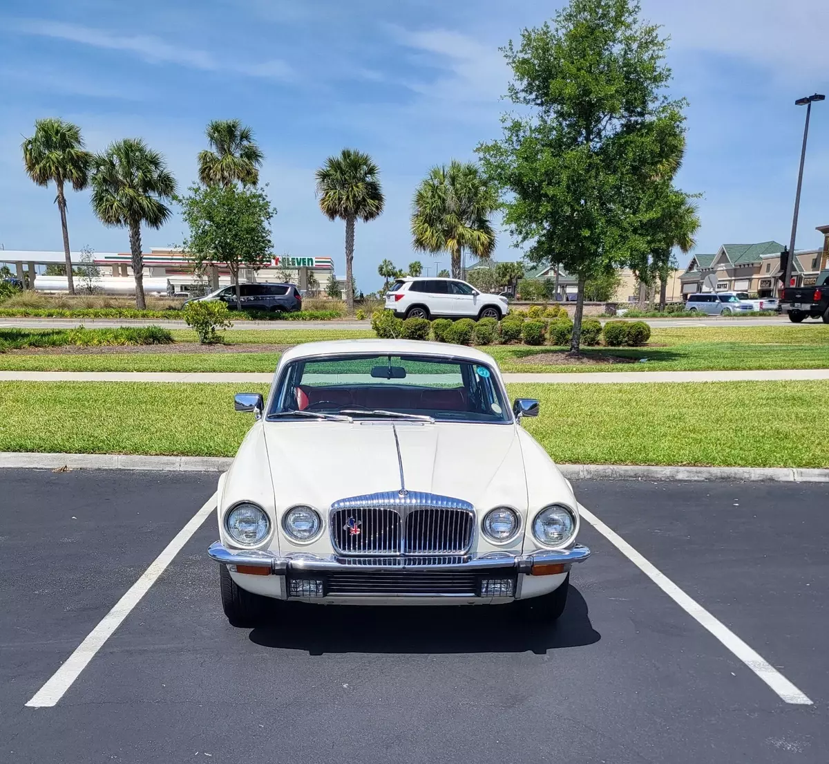 Daimler Sovereign 1975 Jaguar XJ