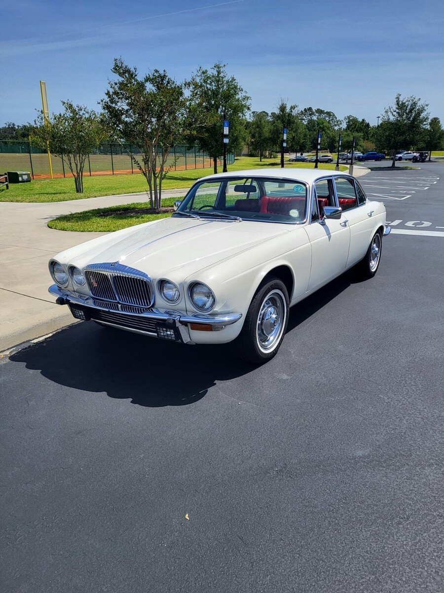 1975 Jaguar XJ - photo 2