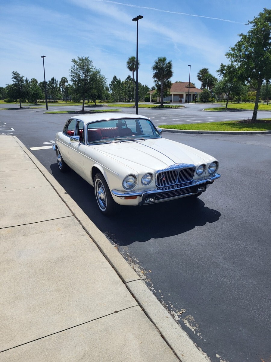1975 Jaguar XJ - photo 7