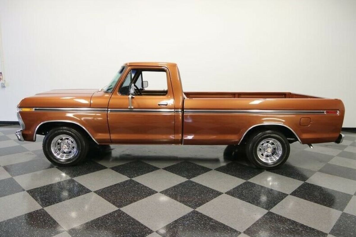 1977 Ford F-100 - photo 3