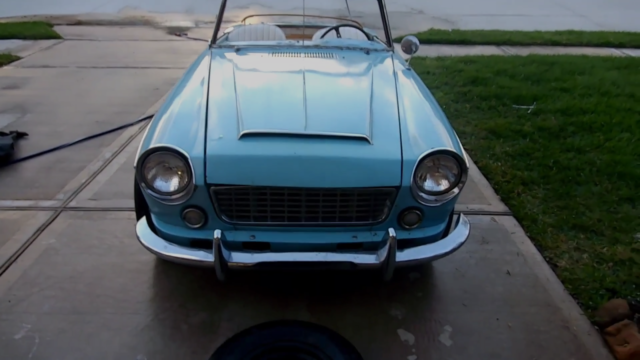 1965 Datsun 1500 Roadster - photo 2
