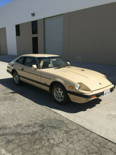 1982 Datsun 280ZX 2+2 - photo 5