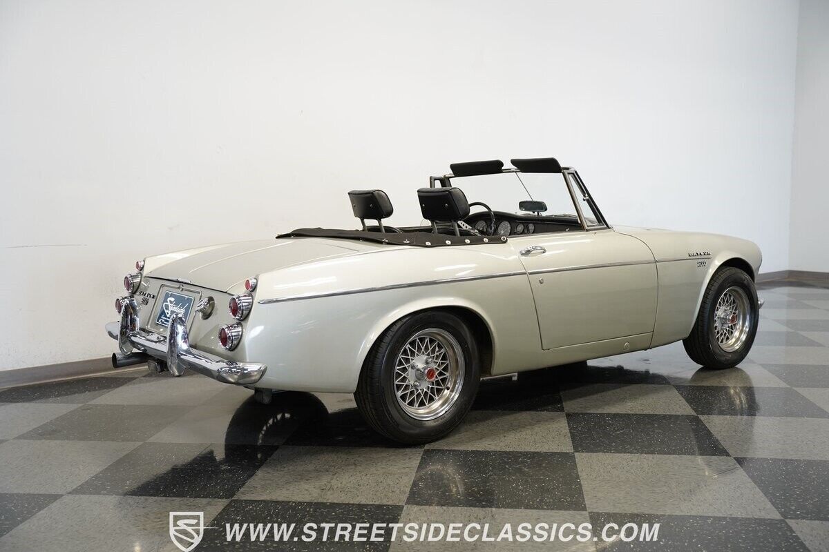 1967 Datsun 2000 Roadster - photo 12