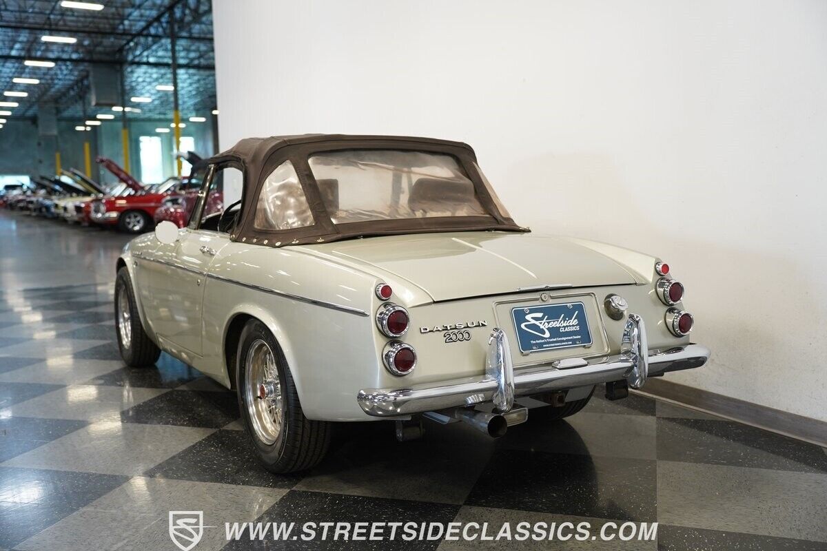 1967 Datsun 2000 Roadster - photo 8