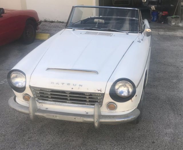 1965 Datsun 1500 fairlady - photo 2