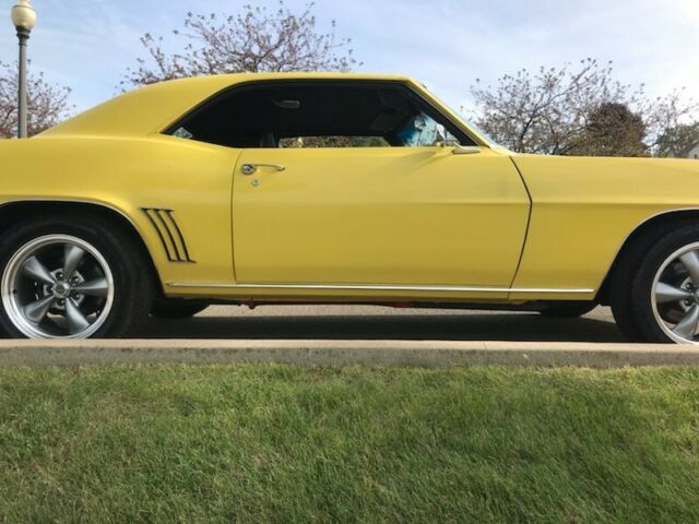 1969 Chevrolet Camaro Z-28 - photo 2