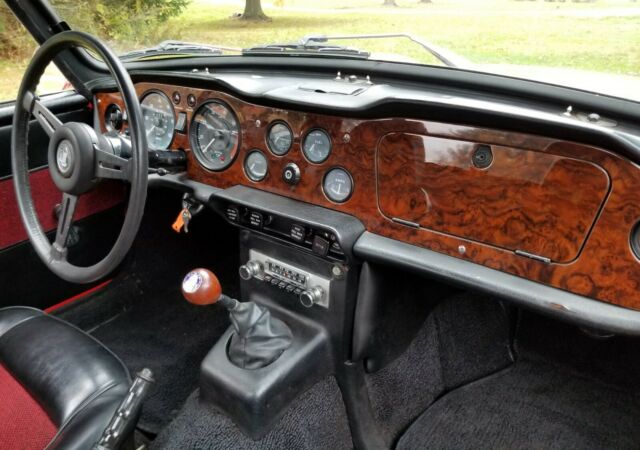 1972 Triumph TR-6 - photo 10