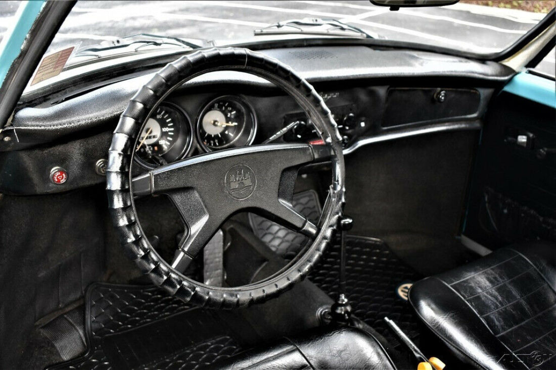 1974 Volkswagen Karrmann Ghia 1600cc 4 speed - photo 9