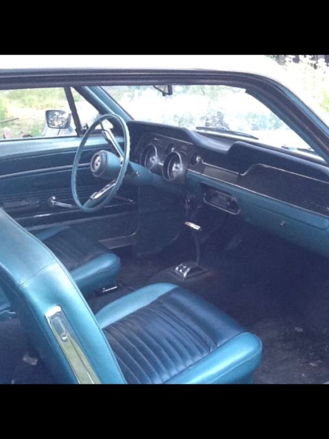 1967 Ford Mustang - photo 2
