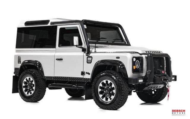 DEBSCH Defender 90 , Frame Off Restoration, Automatic TD5, Air-Condition 1993 Land Rover Defender