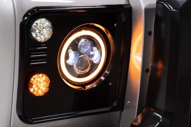 1993 Land Rover Defender - photo 11
