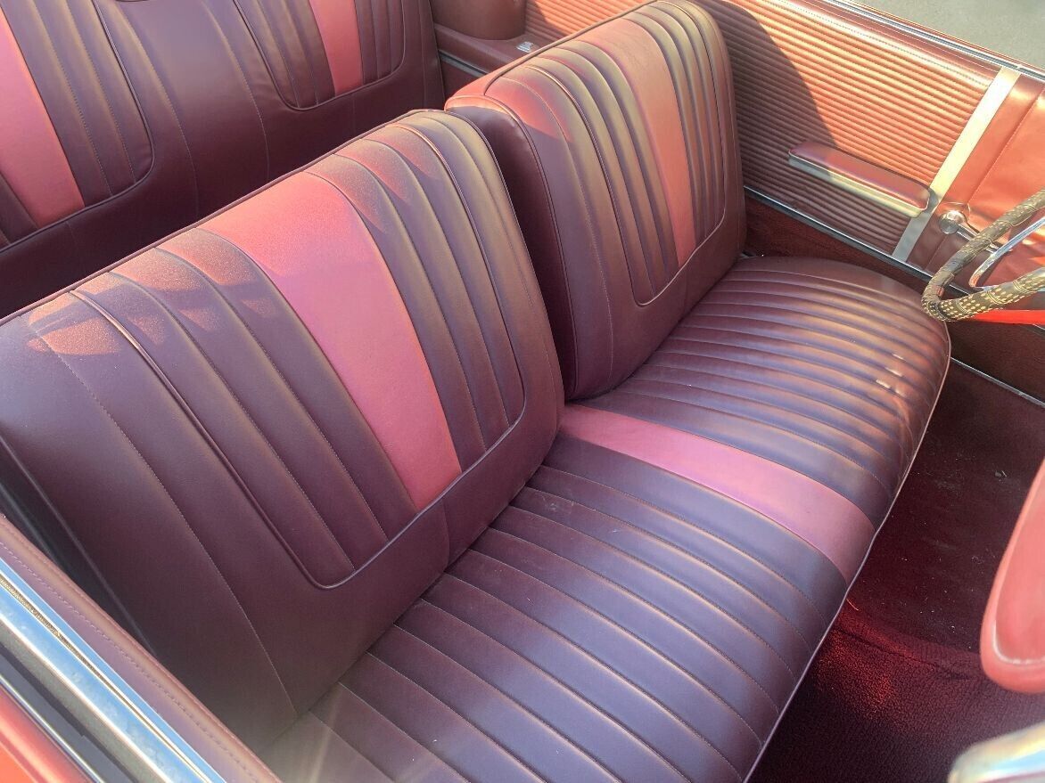 1962 Pontiac Bonneville Convertible - photo 13