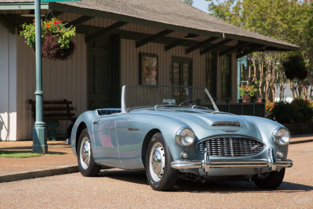 Declare your independence with this elegant 1960 Austin-Healey 3000 BT7 1960 Austin Healey 3000