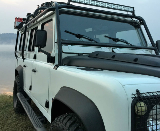 1990 Land Rover Defender 110 LHD ULTIMATE 4X4 DIESEL NO RESERVE - photo 10