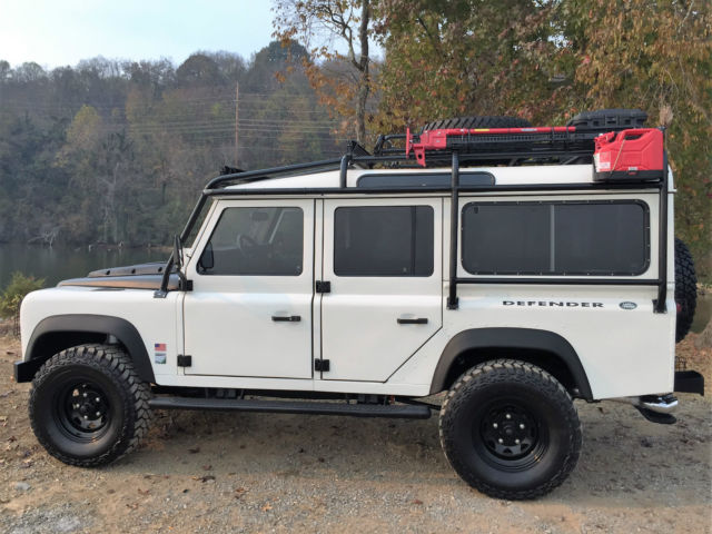 1990 Land Rover Defender 110 LHD ULTIMATE 4X4 DIESEL NO RESERVE - photo 6