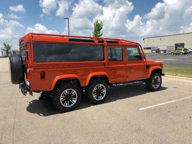 1990 Land Rover Defender 9 SEATER - photo 4