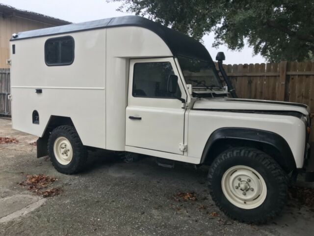 1991 Land Rover Defender - photo 2