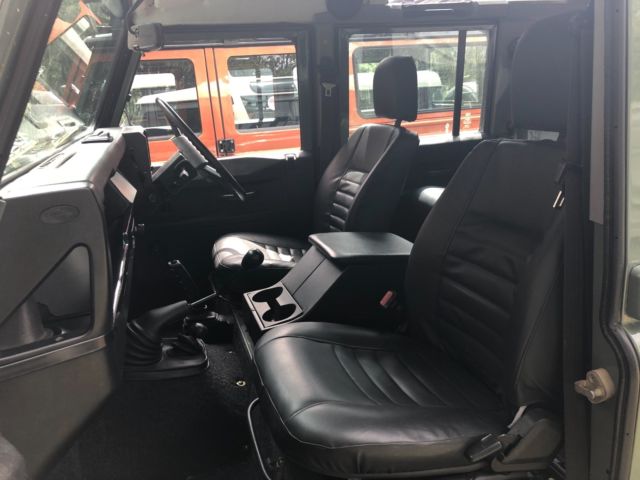1988 Land Rover Defender County Station Wagon - photo 13