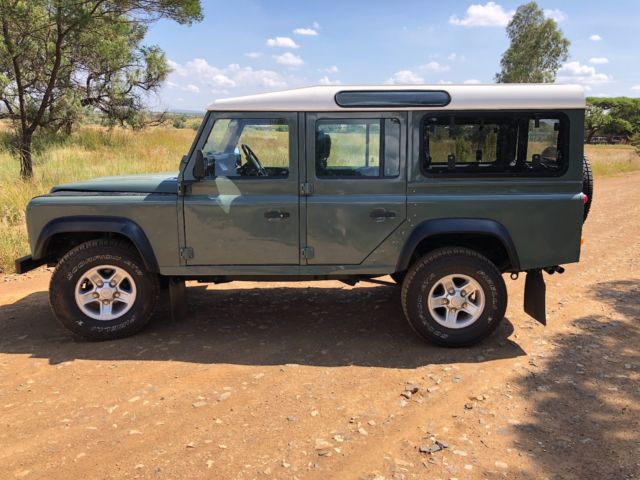 1988 Land Rover Defender County Station Wagon - photo 7
