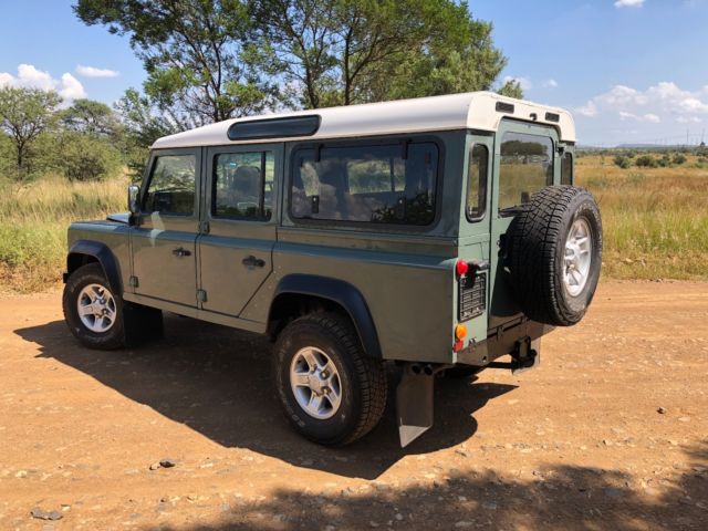 1988 Land Rover Defender County Station Wagon - photo 8