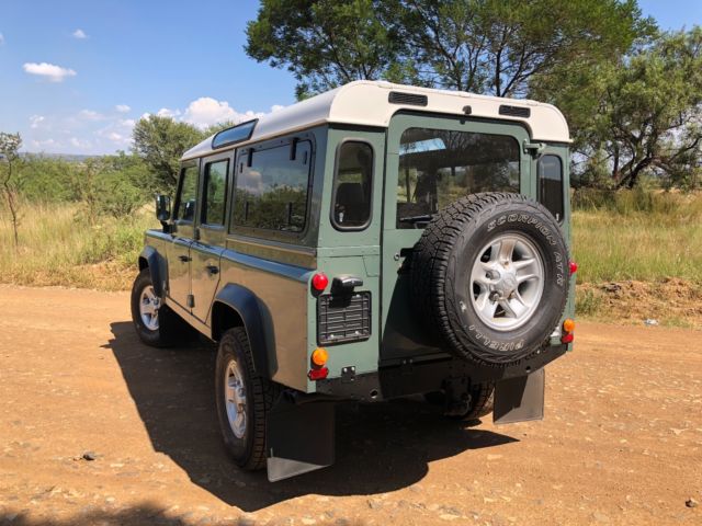 1988 Land Rover Defender County Station Wagon - photo 9