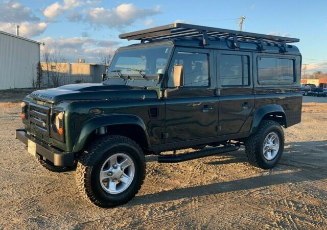 Defender 110 w / Auto V8, AC. Lots of upgrades! 1987 Land Rover Defender 110