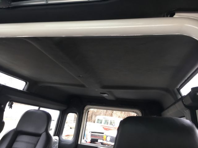 1989 Land Rover Defender Defender 110 5 door wagon - photo 10