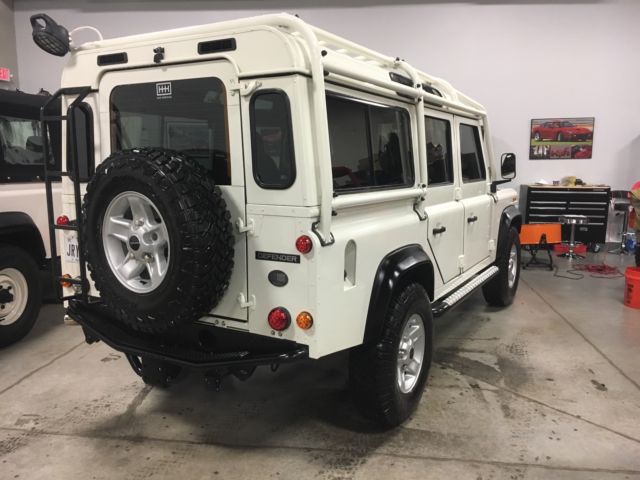1989 Land Rover Defender Defender 110 5 door wagon - photo 4