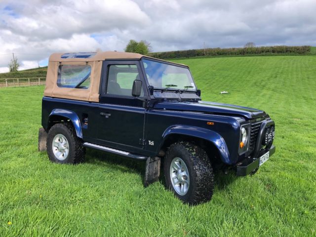 Defender 90 Soft Top - full rebuild, new paint, suspension, tyres. Example Build 1991 Land Rover Defender Black