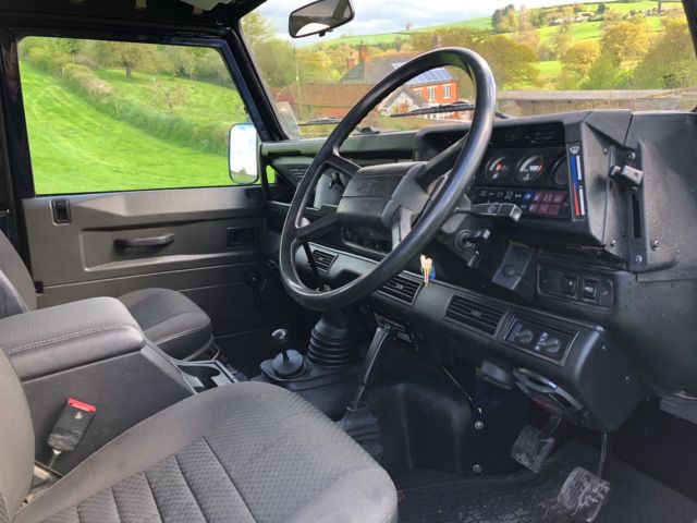 1991 Land Rover Defender Black - photo 13