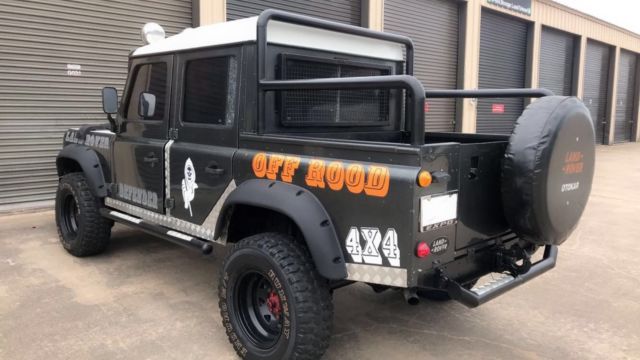 1991 Land Rover Defender 110 Custom Unlimited Sport Utility 4-Door - photo 13
