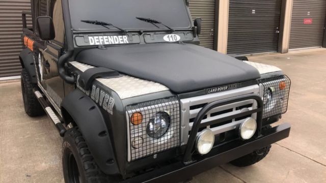 1991 Land Rover Defender 110 Custom Unlimited Sport Utility 4-Door - photo 4