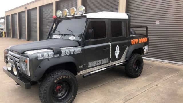 1991 Land Rover Defender 110 Custom Unlimited Sport Utility 4-Door - photo 9