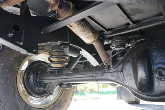 1990 Land Rover Defender D90 - photo 11