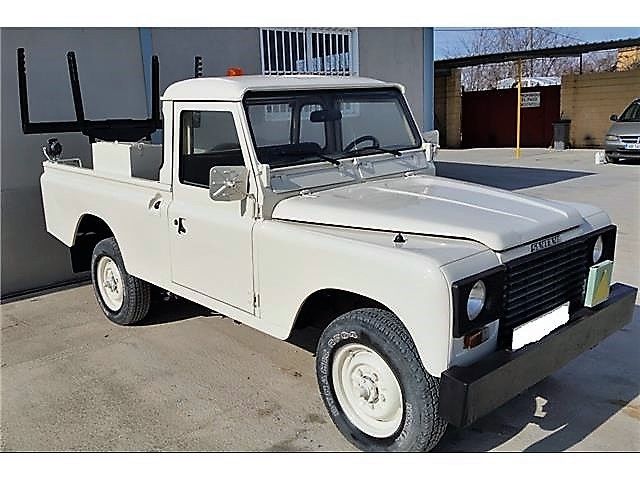 Defender pick-up TOW TRUCK in fabulous condition 1992 Land Rover Defender TOW TRUCK