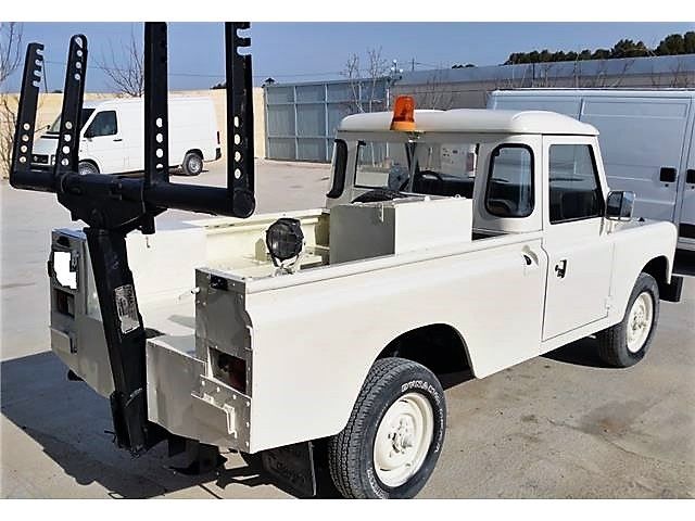 1992 Land Rover Defender TOW TRUCK - photo 3