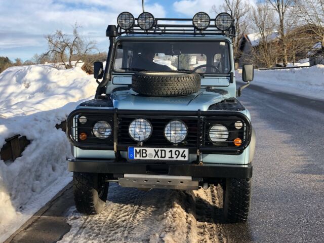 1993 Land Rover Defender - photo 2