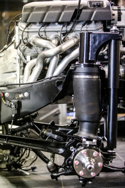 1992 Land Rover Defender , Tophat 565HP 6.2 V8 Masterpieces - photo 13