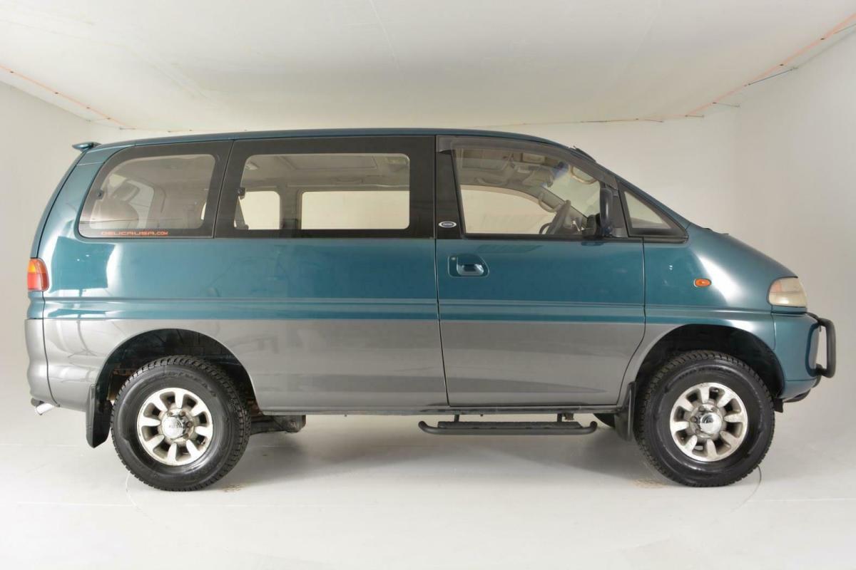 1994 Mitsubishi Delica l400 - photo 2
