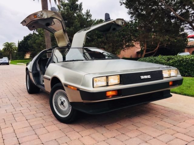Delorean - Blue Plate Original California car with manual gearbox 1982 DeLorean DMC12