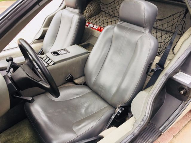 1982 DeLorean DMC12 - photo 12