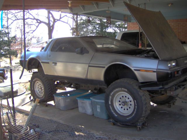 1981 DeLorean 2DR