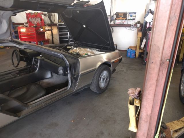 1981 DeLorean DMC 12 - photo 12